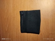 Opaska na rękę ze schowkiem 