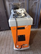 Duża pomarańczowa jednostka (moduł vacuum / ssak / BTL Vac)