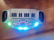 Pianinko. Klawiatura muzyczna ze światłami. 24 klawisze. 