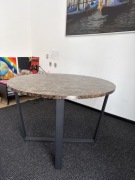 Stół okrągły imitacja marmuru