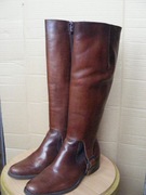 Sztyblety  z odpinanymi czapsami