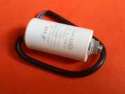 Kondensator 6uF 450V z przewodami