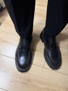 GUESS skórzane mokasyny loafersy chunky czarne r.45