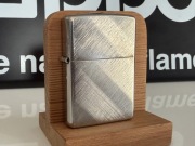 Zapalniczka Zippo Diagonal Weave dwustronne szczotkowanie diagonalne