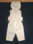 Elegancki komplet chłopięcy – kamizelka + spodnie + czapka – rozm. 62 – beż