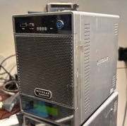 NAS Netgear RND 4000 series 4 zatoki HDD