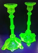 Świeczniki uranowe Portieux delfiny węże koi Bavards