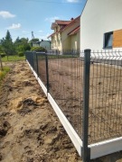 Montaż ogrodzeń panelowych