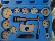 Zestaw kluczy do cofania żacisków hamulcowych (separator) 