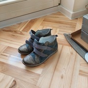 KORNECKI  TRZEWIKI DZIEWCZĘCE PÓŁBUTY rzepy