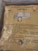 OTWIERACZ DO NAKRĘTEK SŁOIKA TWIST NOWY Z LAT 70/80 PRL