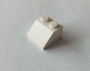 KLOCEK DASZEK SKOS  2X2 LEGO 3039 BIAŁY