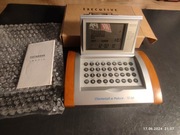 Databank, książka telefoniczna, kalendarz, kalkulator