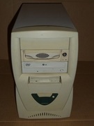 Stary komputer Celeron 800MHz