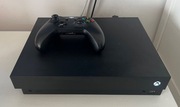Konsola Xbox One X (kolor czarny)