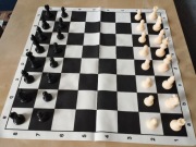 Nowe szachy 43 x 43 cm