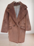 Przepiękny płaszcz włoski z weluru