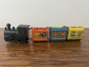 pociąg blaszany na kluczyk kolejka metalowa zabawka PRL