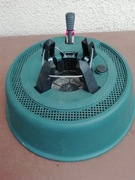 Uniwersalny stojak pod choinkę