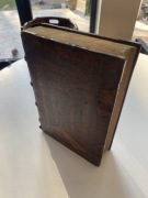 Ogromny starodruk D. Basilii Omnia. Froben 1540r, skóra na desce