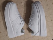Nowe białe buty r42 wkładka 27cm, gruba podeszwa, lekkie, wygodne 