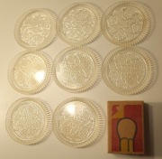 PRL Zestaw Plastikowych Tacek pod Kieliszki do Wódki A'la Kryształ 8 Sztuk