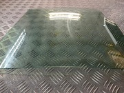 Szyba w drzwi prawy tył VOLKSWAGEN AMAROK 2015r