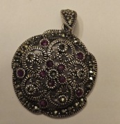 Zawieszka srebrna,  śr. 2,7 cm, 6,8 g