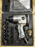 Klucz pneumatyczny z nasadkami Stanley 160157XSTN 1/2"