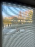 Żaluzje drewniane białe- idealne do salonu 2 sztuki 