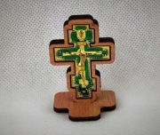 Krzyż drewniany z podstawką do auta