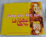 Liquid Life Feat. Snoux - Jump For The Sun 