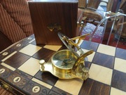 Kompas Zegar Słoneczny Mosiężny + Drewniane Pudełko 