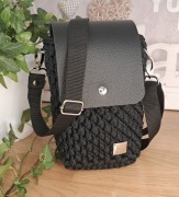 CZARNA ELEGANCKA TOREBKA ETUI NA TELEFON z paskiem regulowanem