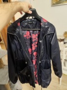 Kurtka damska przejściowa Reserved z kapturem z piękną podszewką, rozm. 36