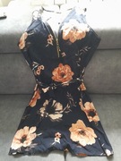 Sukienka letnia w kwiaty 