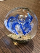 Śliczna szklana kula ozdoba przycisk do papieru 