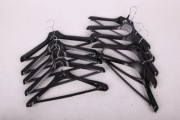 Mocne wieszaki plastikowe na płaszcze kurtki x10
