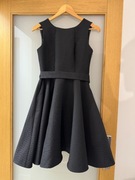 Sukienka czarna w kropki z paskiem kokardą