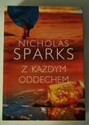 Dwie książki. Apartament w Paryżu (Musso) i Z każdym oddechem (Sparks)