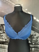 Niebieski biustonosz koronka B75