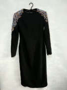 Piękna sukienka wieczorowa z  cekinami kryształkami Miss Rosier M