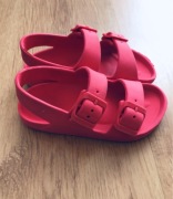 KLAPKI DZIECIĘCE, LEKKIE Z KLAMRAMI, rozm.27