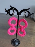 Rękodzieło - kolczyki różowe podwójne kółeczka robione na szydełku