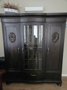 Stylowa drewniana biblioteka