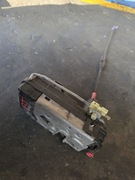 Zamek drzwi prawy tył OPEL ASTRA H Kombi 2006 13210739