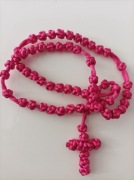 Różaniec ze sznurka satynowego różowy fuksja