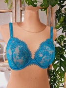 Triumph stanik biustonosz koronkowy Bra fiszbiny 70D 70E 32E