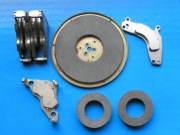 Magnesy neodymowe i słabsze.