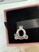 Pandora charms Karoca Kareta 798323 srebro rachunek